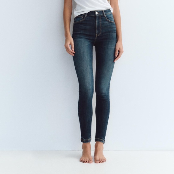 Zara High Rise TRF Sculpt Jeans Skinny Size 26 - Picture 1 of 5